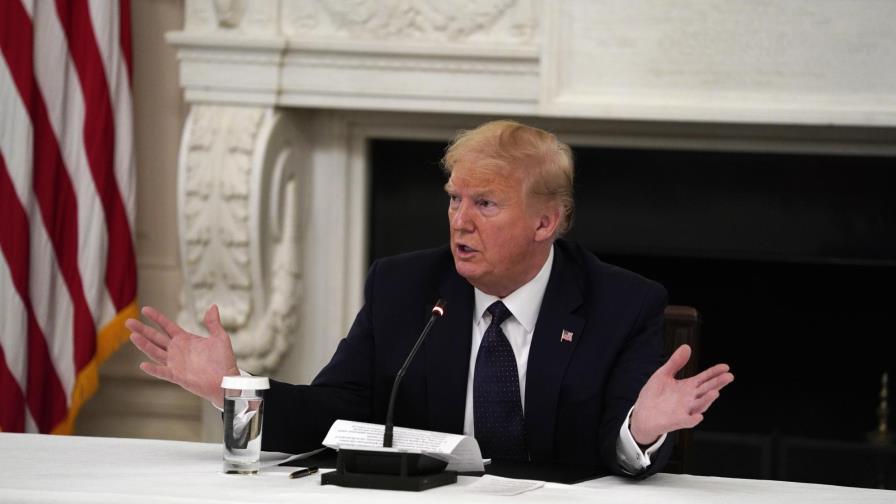 Aliados de Trump defienden consumo de dudoso medicamento contra la malaria