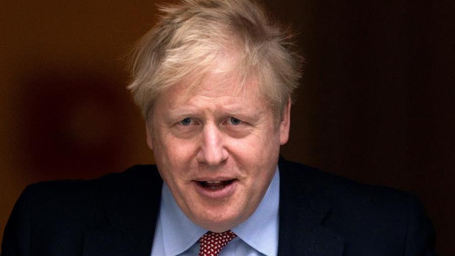 Johnson continúa mejorando en cuidados intensivos, según Downing Stret