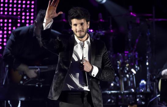 Fito Páez, Annita y Yatra en final de Copa Libertadores Fito Páez, Annita y Yatra en final de Copa Libertadores