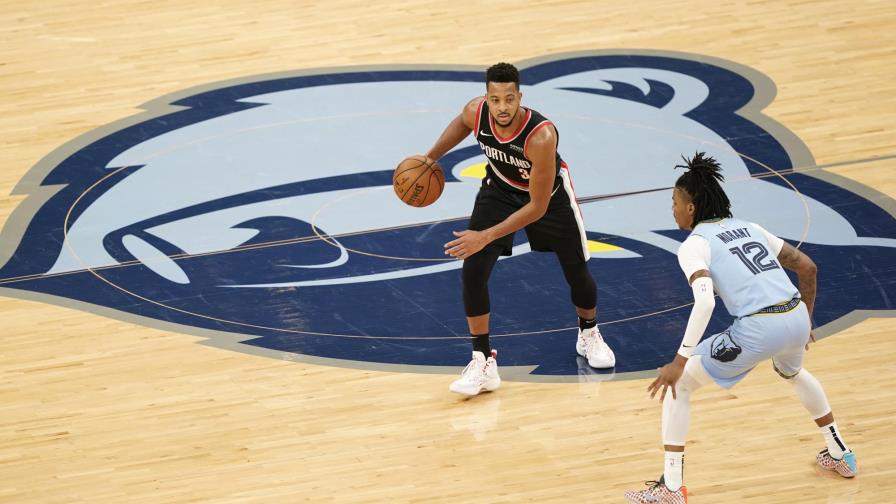 McCollum anota 26 puntos; Blazers derrotan a Grizzllies