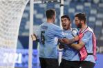 Uruguay anota por fin y rescata empate ante Chile