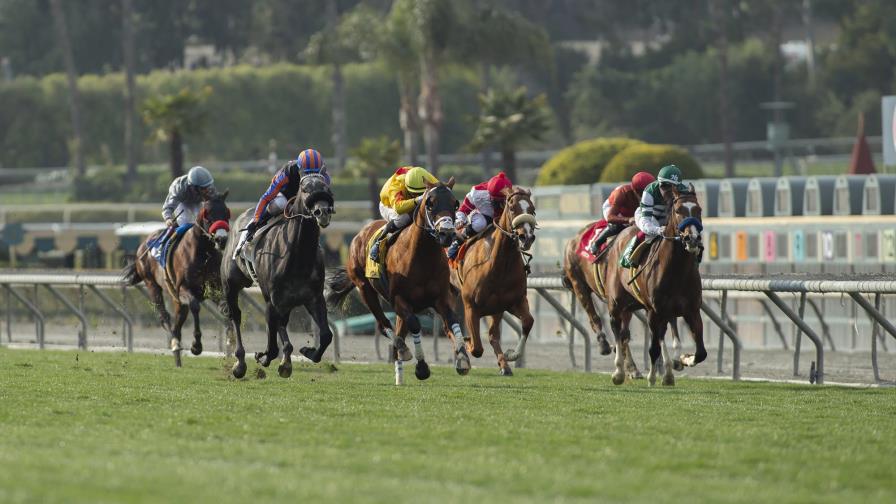 Reabre hipódromo Santa Anita con aforo limitado