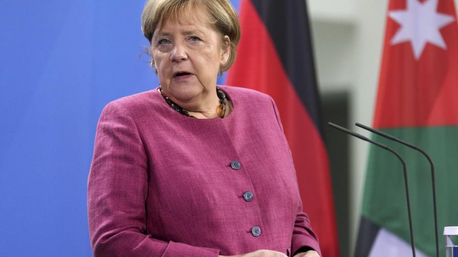 Merkel viaja a Grecia para visita de dos días