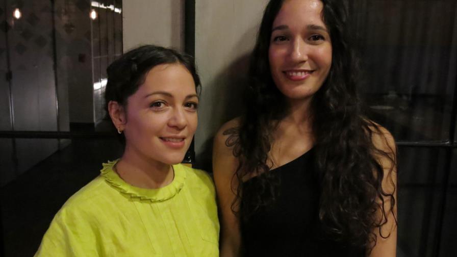 iLe y Lafourcade comparten un amor obsesivo en “En cantos” iLe y Lafourcade comparten un amor obsesivo en “En cantos”