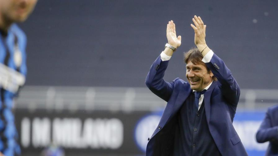 Antonio Conte se va del Inter de  Milán