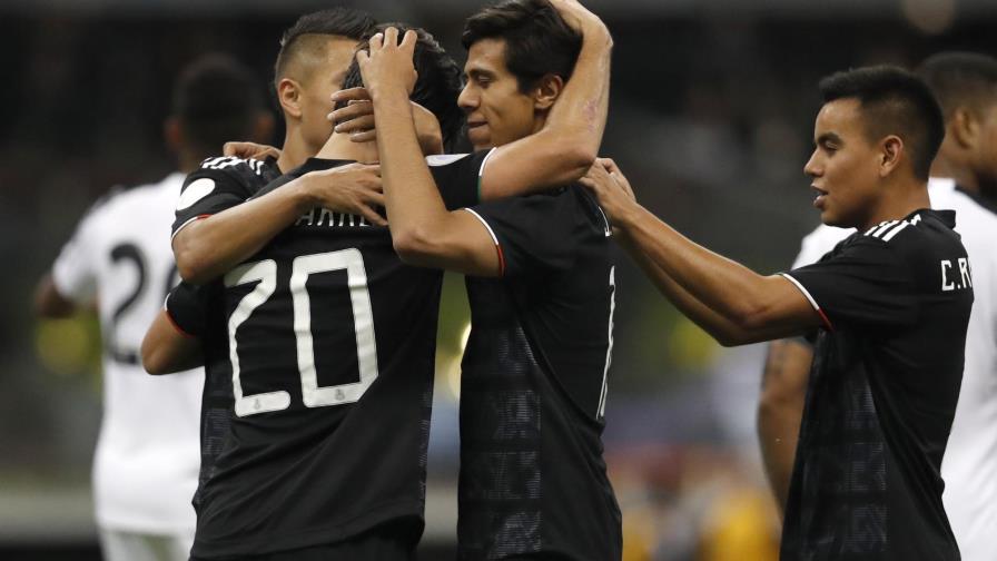 Macías vuelve a marcar y México vence a Panamá