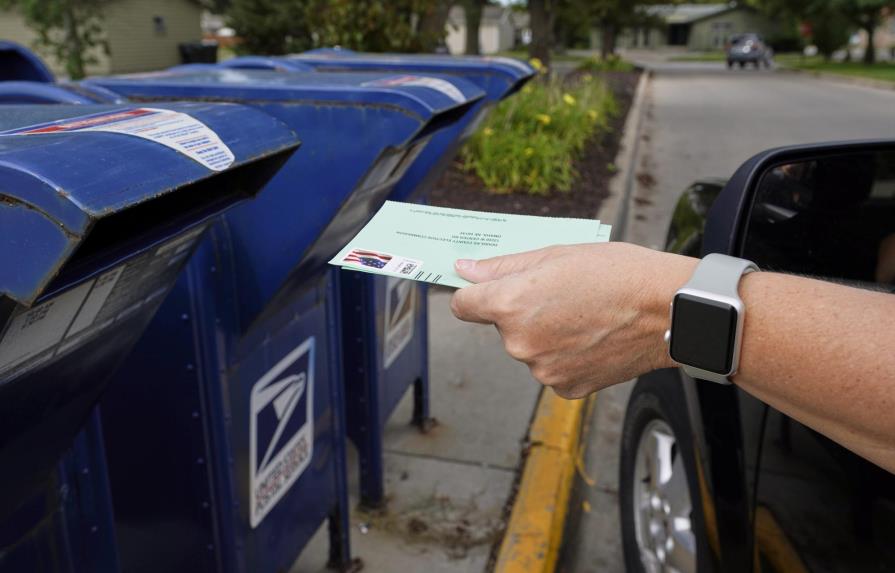 Carolina del Norte inicia voto por correo en presidenciales