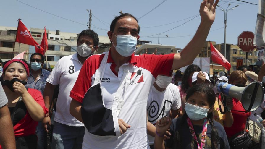 Perú: candidato pide a Chile devolver trofeo de guerra
