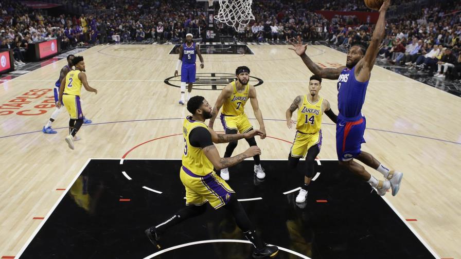 Leonard guía a Clippers a triunfo sobre LeBron y Lakers