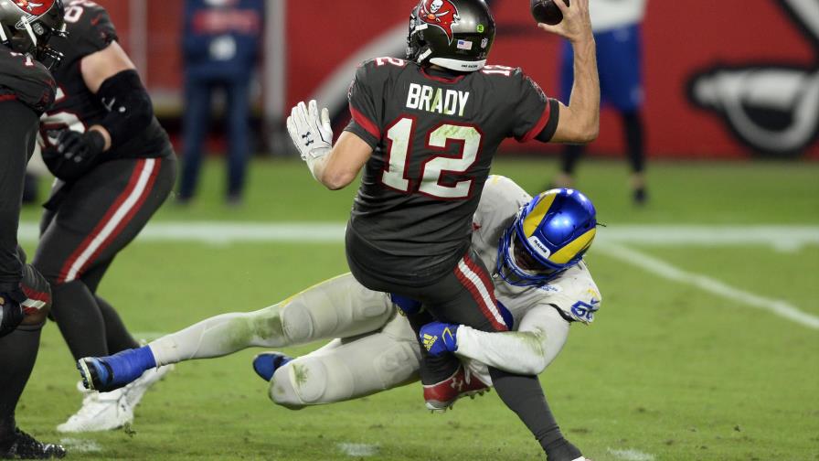 Goff lanza para 376 yardas y Rams ganan 27-24 a Buccaneers