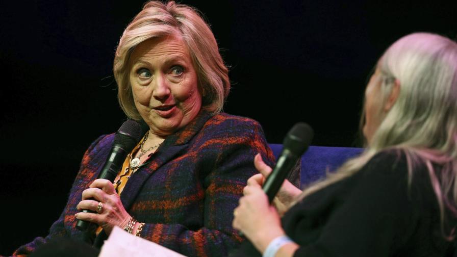 Clinton critica a Londres por bloquear reporte sobre Rusia Clinton critica a Londres por bloquear reporte sobre Rusia