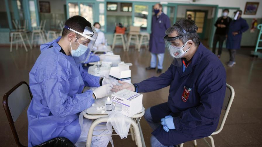 Argentina es el quinto país con más casos de COVID-19