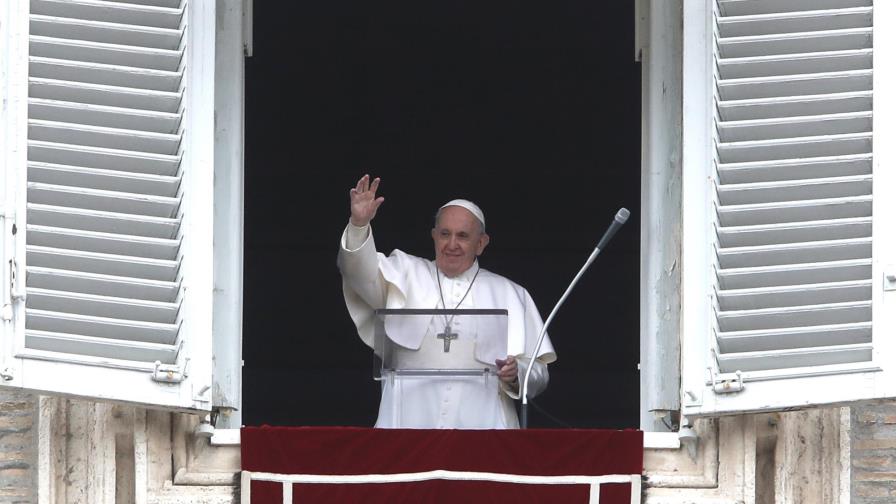 El papa renueva plegarias por Siria tras 10 años de guerra