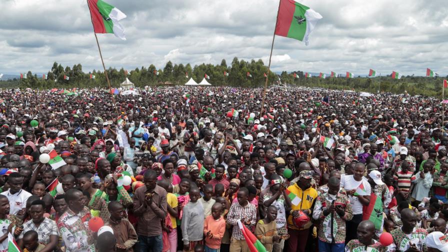 Burundi elige presidente a pesar del coronavirus