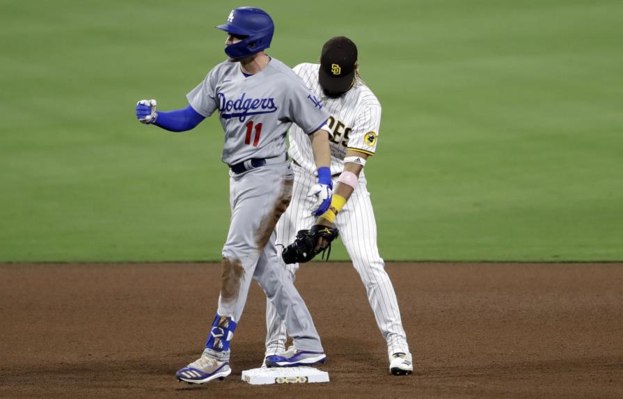 Pollock jonronea, May poncha ocho, Dodgers superan a Padres