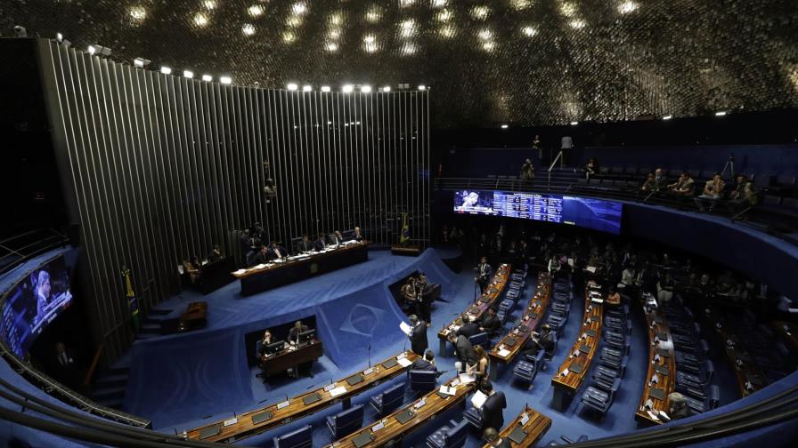Congreso de Brasil aprueba reforma al sistema de pensiones