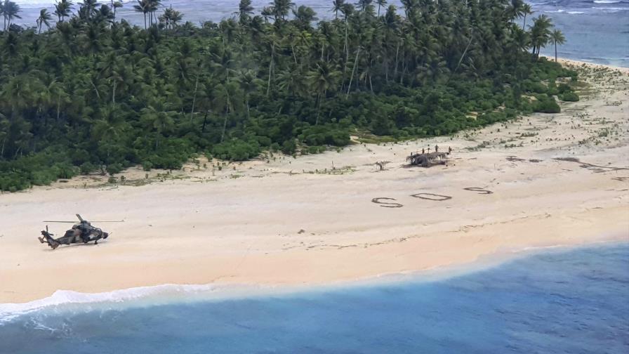 Rescatan a 3 hombres varados en una isla del Pacífico Rescatan a 3 hombres varados en una isla del Pacífico