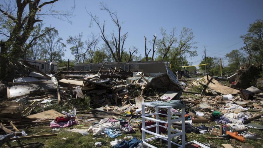 Fuertes vientos, granizo y lluvias azotan partes de Alabama