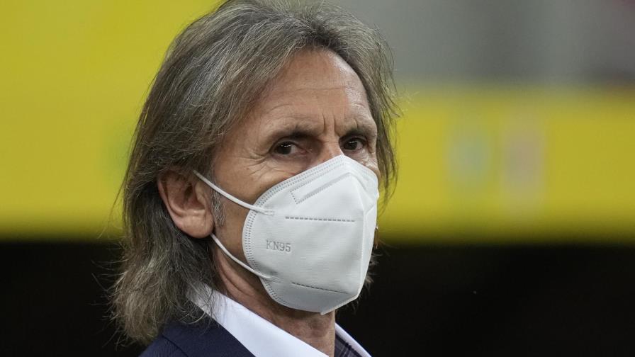 Perú y Chile se juegan la vida en las eliminatorias Perú y Chile se juegan la vida en las eliminatorias