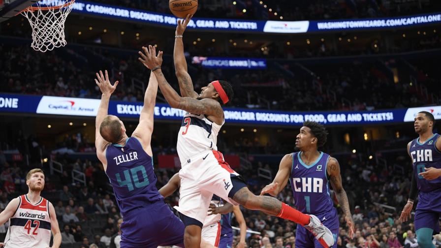 Beal encendido y Wizards ganan 128-118 a Hornets Beal encendido y Wizards ganan 128-118 a Hornets