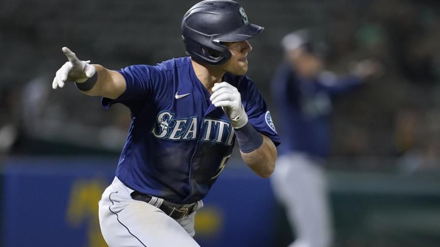 Bauers y los Marineros remontan para ganar 5-3 a Atléticos