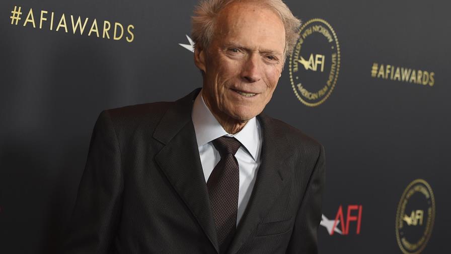 Eastwood demanda a vendedores de CBD por uso de su nombre