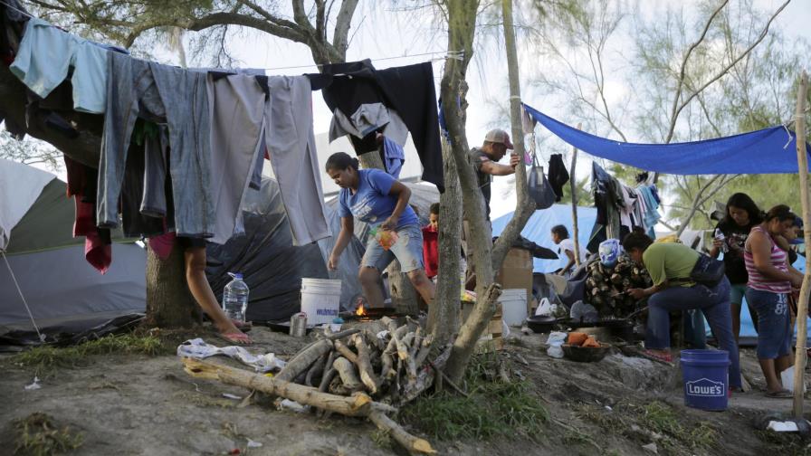 EEUU: Cruces ilegales en la frontera con México caen 50% EEUU: Cruces ilegales en la frontera con México caen 50%