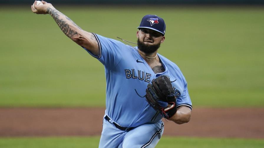 MLB suspende al lanzador que golpeó intencional a Maikel Franco