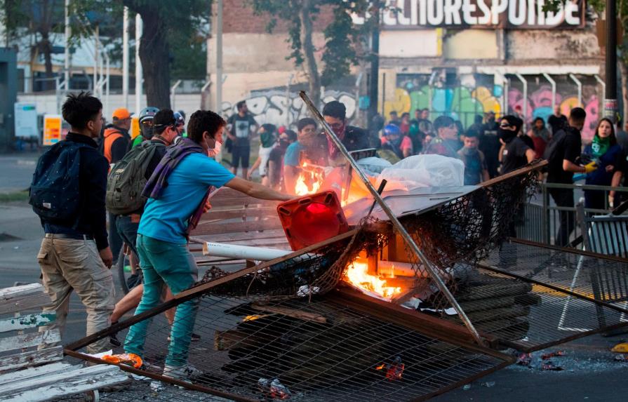 Chile se empeña en una solución de seguridad a una protesta que se ha atomizado