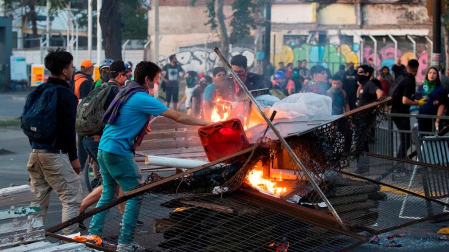 Chile se empeña en una solución de seguridad a una protesta que se ha atomizado Chile se empeña en una solución de seguridad a una protesta que se ha atomizado