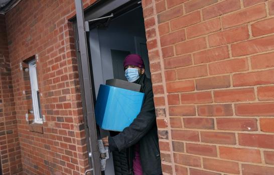 Historias de ciudad de inmigrantes vapuleada por COVID-19