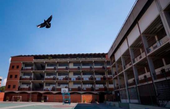 Internet y electricidad, los grandes retos de la escuela virtual en Venezuela