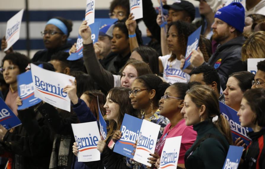 Sanders mantiene apoyo de los jóvenes votantes