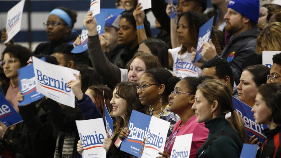 Sanders mantiene apoyo de los jóvenes votantes