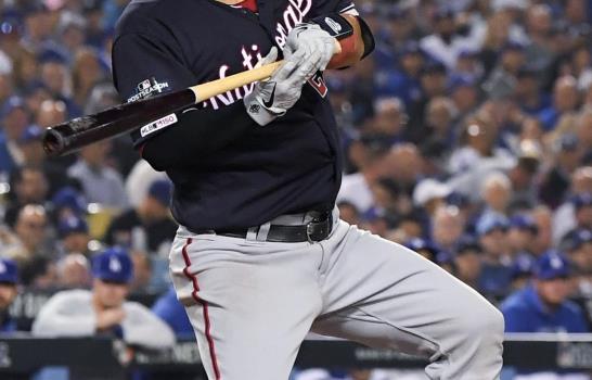 Con grand slam en la 10ma, Nacionales sepultan a Dodgers