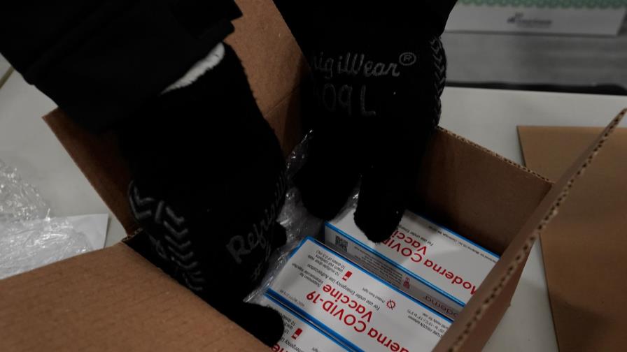 EEUU: Los mayores de 75 años serán los próximos en vacunarse