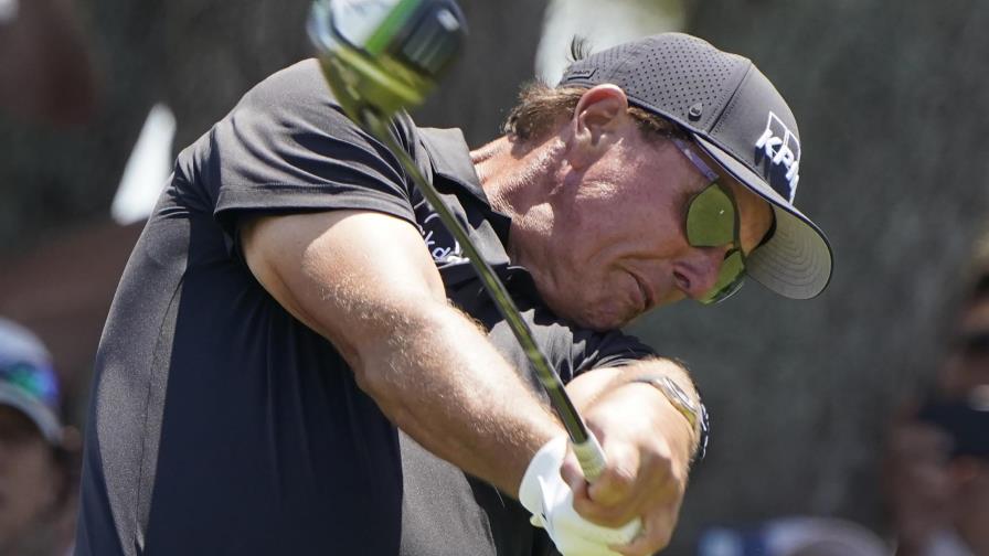 Phil es Phil: Mickelson comparte cima de PGA Championship Phil es Phil: Mickelson comparte cima de PGA Championship