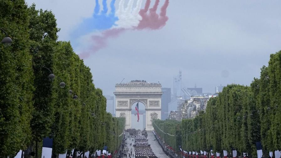 Francia celebra el Día de la Bastilla tras año de pandemia