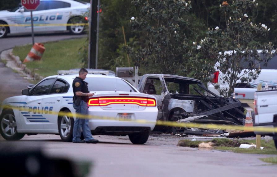 Cuatro muertos al estrellarse avioneta en Mississippi