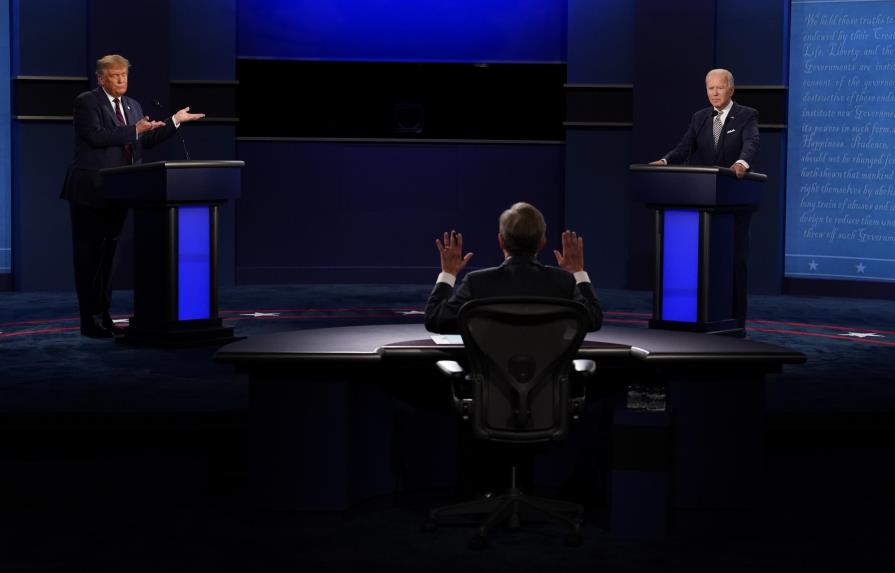 Donald Trump y Joe Biden en el debate más caótico de los últimos años