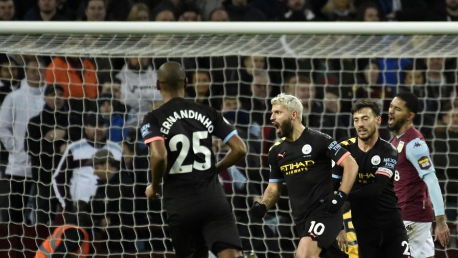 Agüero agiganta su leyenda en la Liga Premier