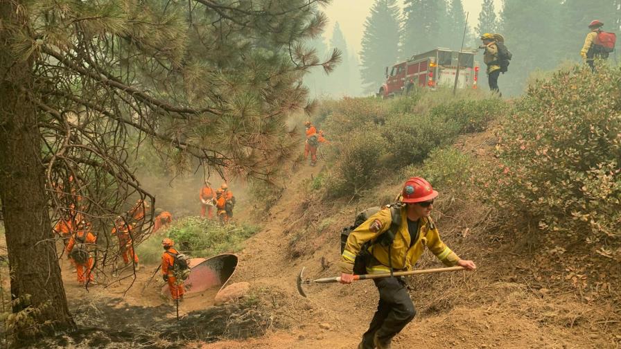 Miles de casas en riesgo por incendios en oeste de EEUU