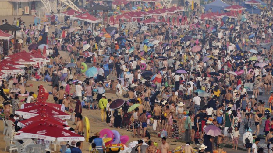 Población de China supera los 1.400 millones Población de China supera los 1.400 millones