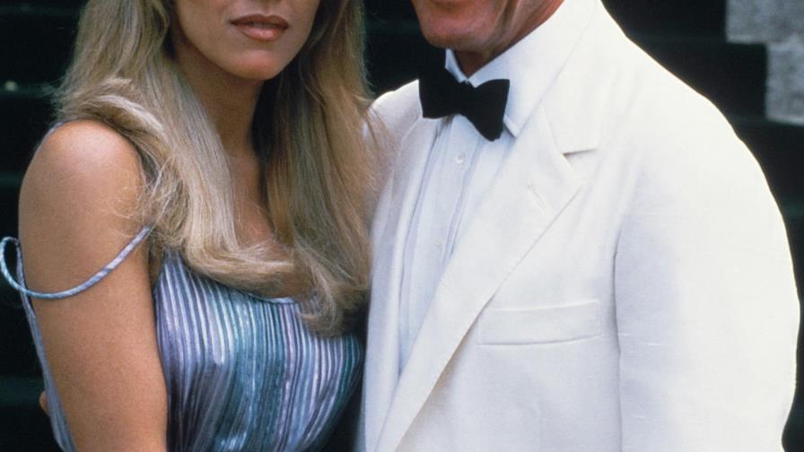 Muere Tanya Roberts, chica Bond y ángel de Charlie