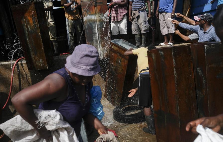 Policía de Haití destina más elementos al resguardo de ayuda