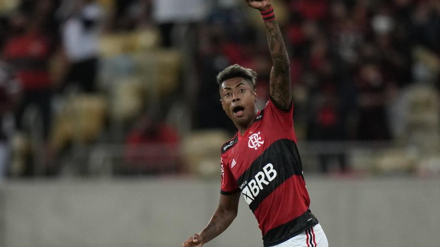 Con 2 de Bruno Henrique, Flamengo aventaja 2-0 a Barcelona Con 2 de Bruno Henrique, Flamengo aventaja 2-0 a Barcelona