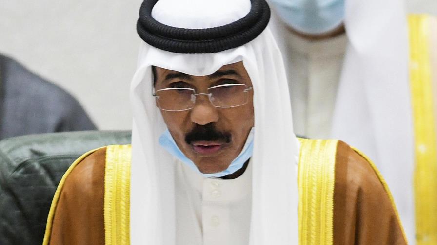 Kuwait ofrece amnistía a presos políticos