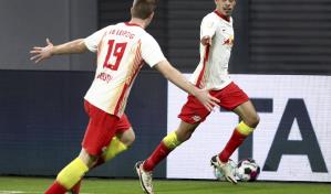 Leipzig derrota 2-0 a Wolfsburgo, avanza a semis de Copa