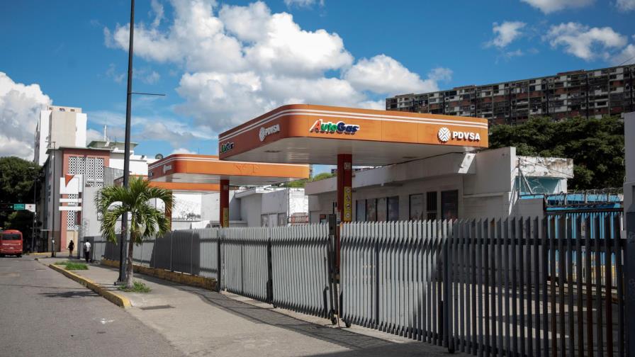 Venezuela vende gasolina por número de matrícula entre filas y protestas Venezuela vende gasolina por número de matrícula entre filas y protestas