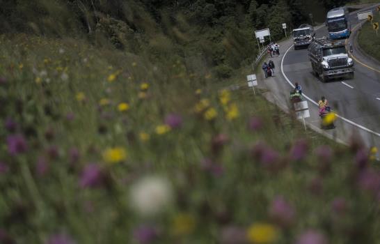 Venezolanos vuelven a huir a pie ante aumento de problemas